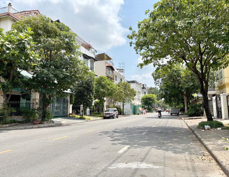 Biệt Thự Góc Công Viên B11 Nam Thông 1 Đường 22 Phú Mỹ Hưng